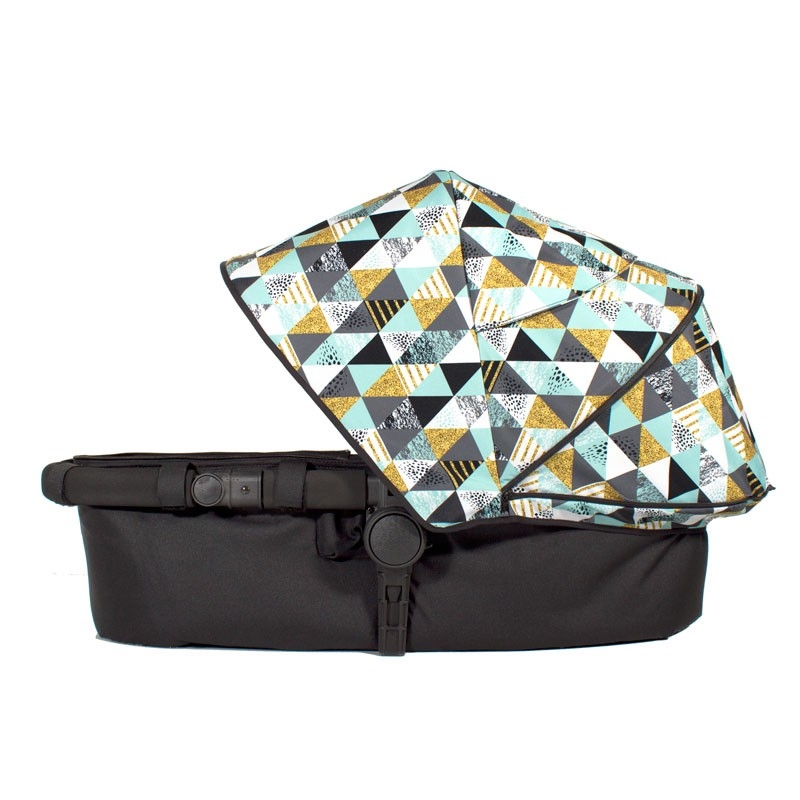 Bolso bebé - estampado triangulos golden chic