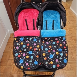 Saco Mountain Buggy gemelar invierno estampado planetas